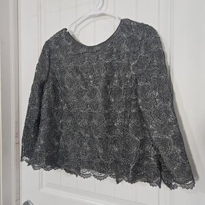 ✨ Talbots Gray Lace Top | Size 8 | Metallic Floral | Back Buttons